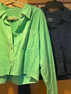 Universal Thread Neon Green & Navy Button-Down Bundle